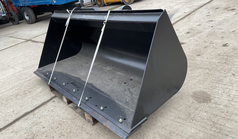 JCB SHOVEL BUCKET full