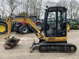 CAT 302.7D CR