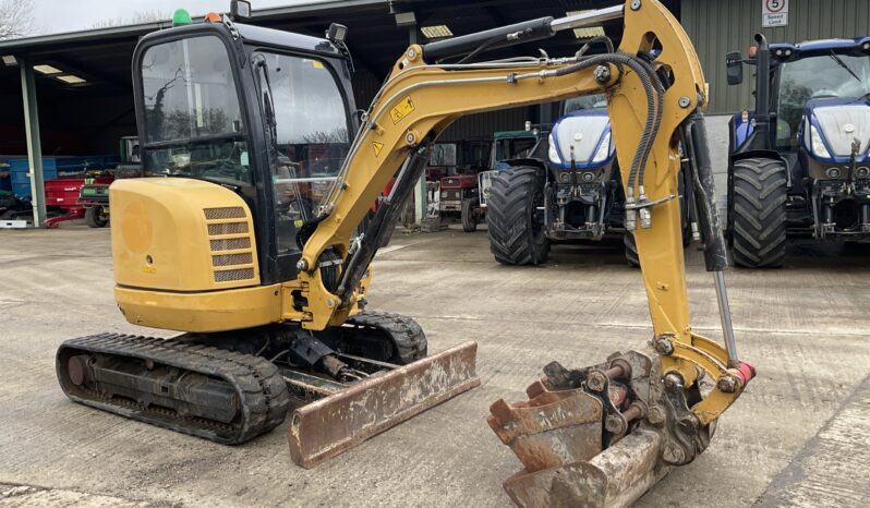 CAT 302.7D CR full