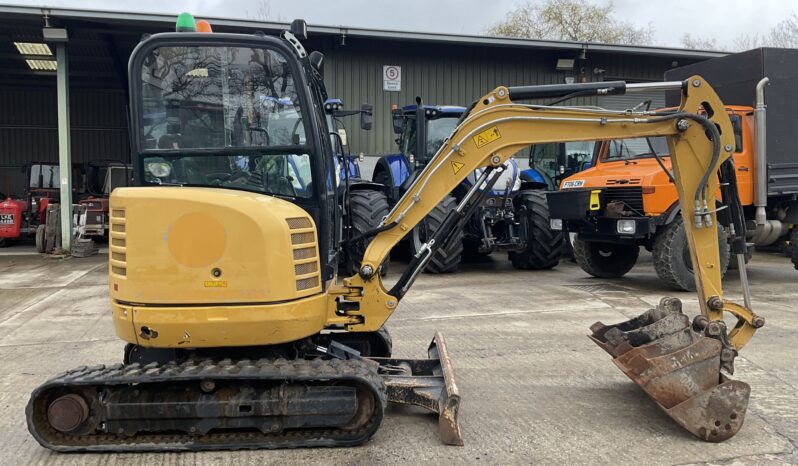 CAT 302.7D CR full