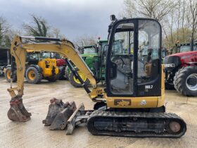 CAT 302.7D CR