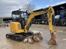 CAT 302.7D CR full