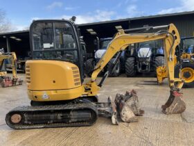 CAT 302.7D CR full