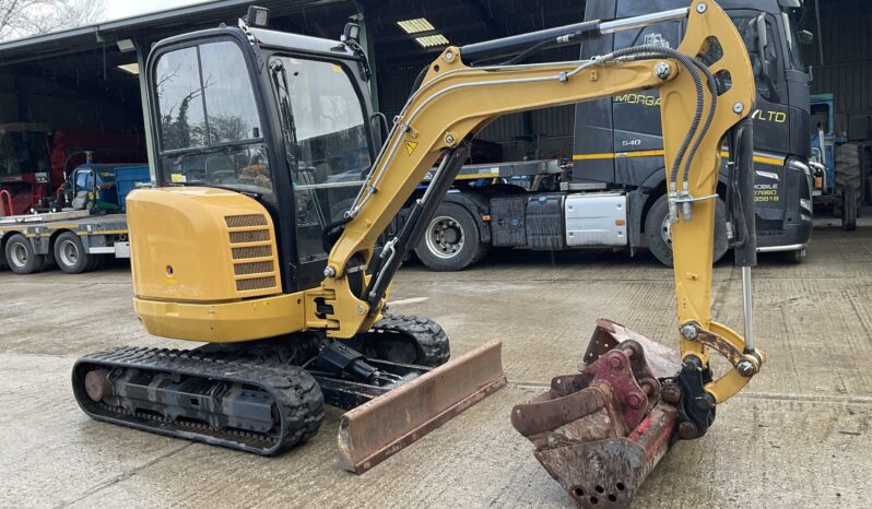 CAT 302.7D CR full