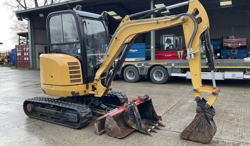 CAT 302.7D CR full