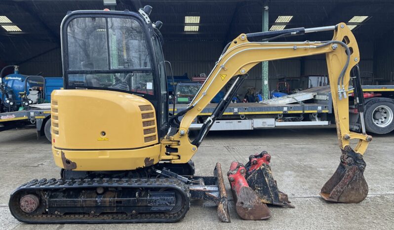 CAT 302.7D CR full