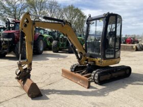 CAT 302.7D CR full