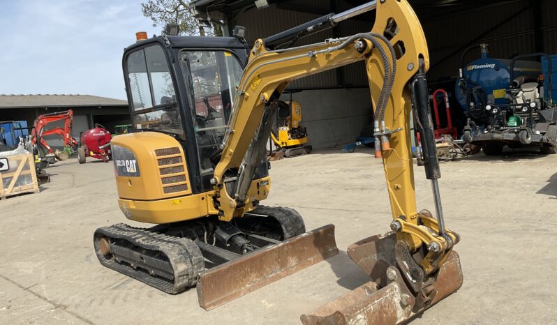 CAT 302.7D CR full