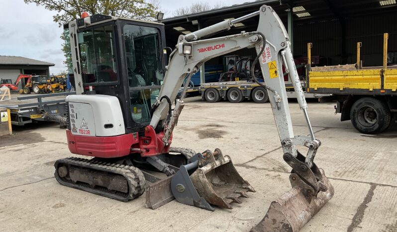 TAKEUCHI TB23R full