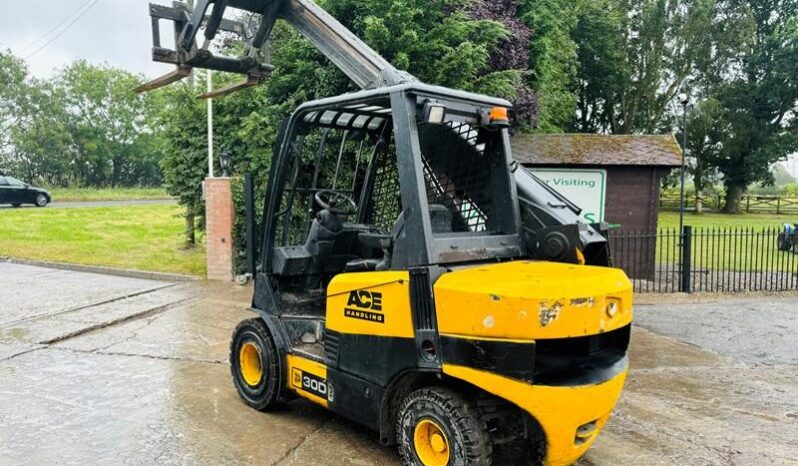 JCB TLT30D 4WD TELETRUCK C/W PALLET TINES *VIDEO* full