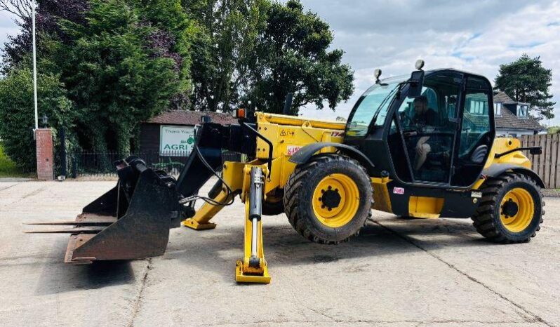 NEW HOLLAND NH17M 4WD TELEHANDLER *5400 HOURS* C/W BUCKET & TINES *VIDEO* full