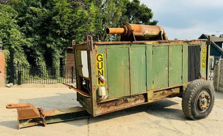 STAMFORD 300KVA SINGLE AXLE TOWABLE GENERATOR C/W CUMMINS ENGINE