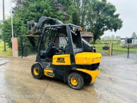 JCB TLT30D 4WD TELETRUCK C/W PALLET TINES *VIDEO* full