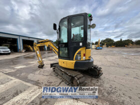 Komatsu PC26 Three Ton Mini digger full