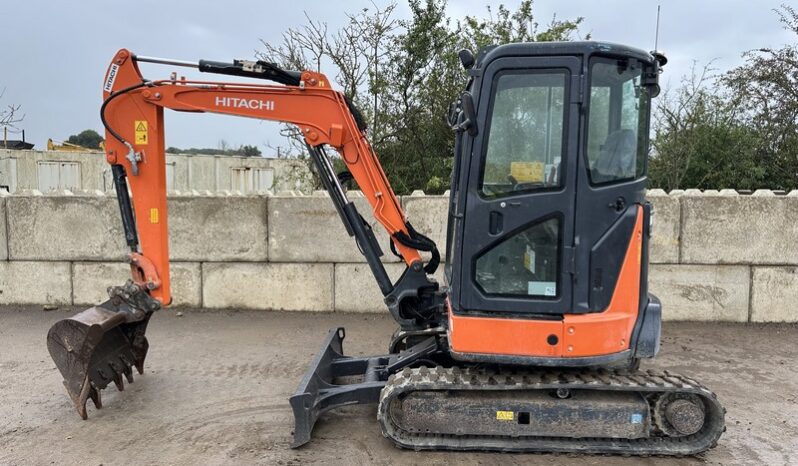 Hitachi ZX33U -5A CLR full