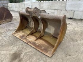 Bucket 100mm Pin To Suit 30-40T Excavator