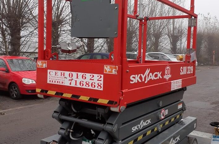 6M Scissor Lift Skyjack SJIII-3219 2016 full