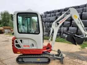 1.8T Excavator Takeuchi TB216- Ex demo full