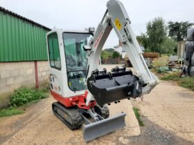 1.8T Excavator Takeuchi TB216- Ex demo full