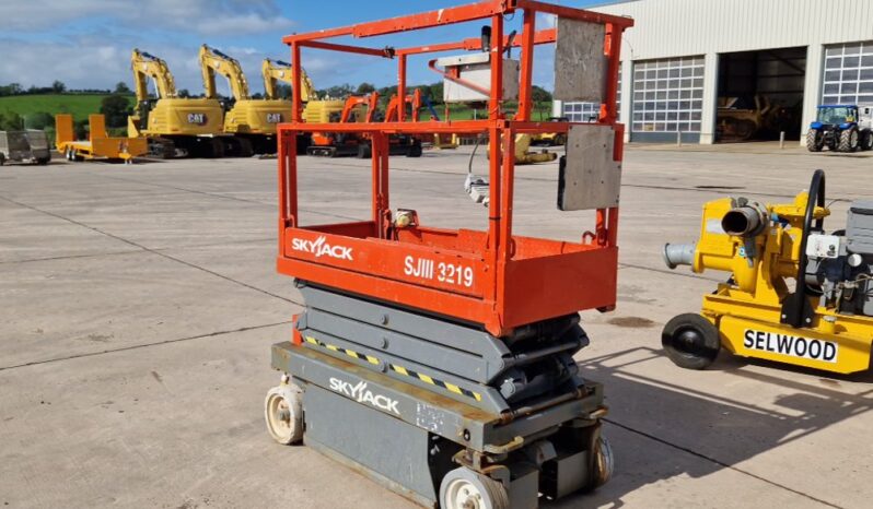 SkyJack SJ3219 Manlifts For Auction: Dromore – 11th & 12th October 2024 @ 9:00am For Auction on 2024-10-11 full