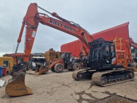 2022 Hitachi ZX225USRLC-7 Excavator For Auction on 2024-09-14