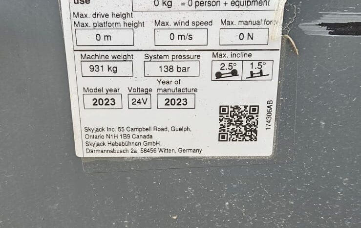 SkyJack Mobile Elevating Work Platform 2023 Choice Of 5 full