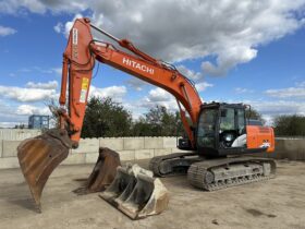 Hitachi ZX210 LC-6 full