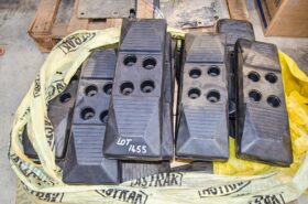 17 – track pads to suit For Auction on: 2024-09-19 For Auction on 2024-09-19