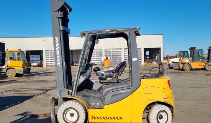 Jungheinrich Gas Forklift, 2 Stage Mast, Side Shift, Forks (Non Runner No Gas) Forklifts For Auction: Leeds – 23rd, 24th, 25th, 26th October @ 08:00am full