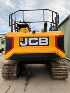 2021 JCB 220X full