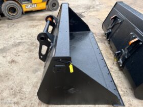 QUICKE TELEHANDLER BUCKET ON MANITOU BRACKETS 1,295 + VAT full