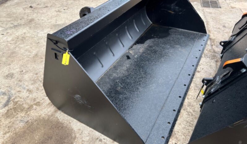 QUICKE TELEHANDLER BUCKET ON MANITOU BRACKETS 1,295 + VAT full