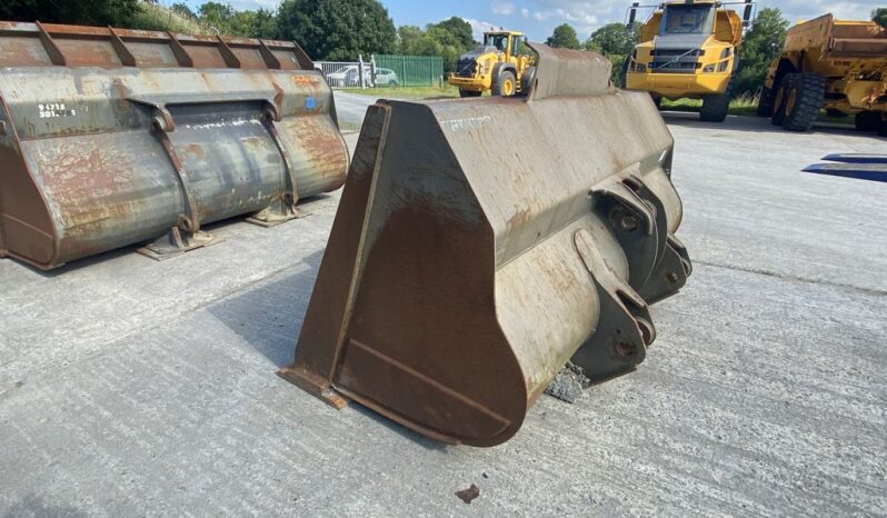 Loader Bucket Suited for L110/L120 G/H, 7024-00432 full