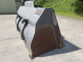 Loader Bucket Suited for L110/L120 G/H, 13360188 full