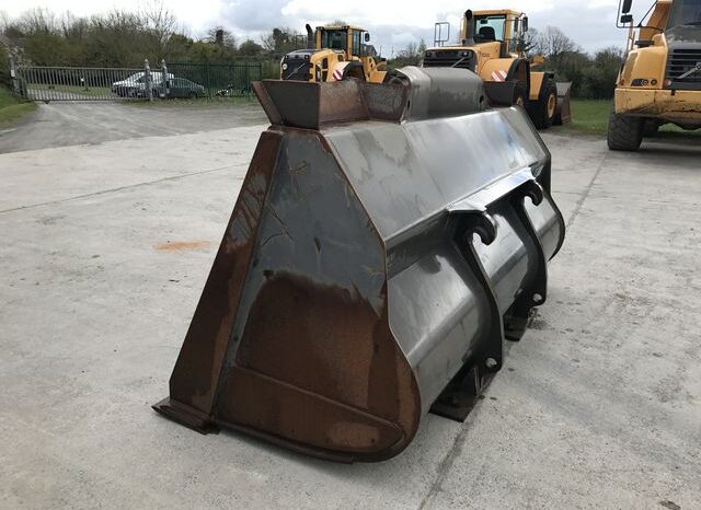 Loader buckets L110/L120 E/F/G/H, 702400300