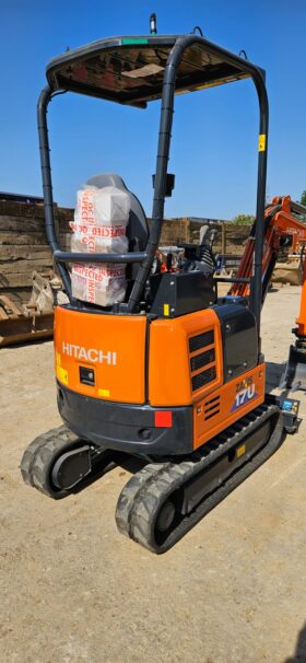 Hitachi ZX17 2024