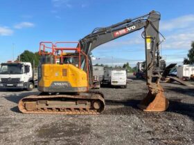 2021 Volvo ECR145EL 14 Ton Hydraulic Excavator For Auction on 2024-09-30 For Auction on 2024-09-30 full