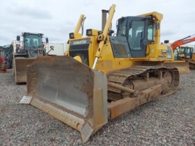 2013 KOMATSU D85 EX-15E0 For Auction on 2024-10-29 For Auction on 2024-10-29