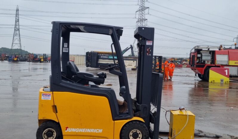 Jungeinrich Electric Forklift, 3 Stage Free Lift Mast, Side Shift, Forks, Charger Forklifts For Auction: Leeds – 23rd, 24th, 25th, 26th October @ 08:00am full