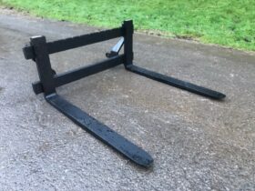 PALLET FORKS WITH EUROHOOK BRACKETS 650 + VAT