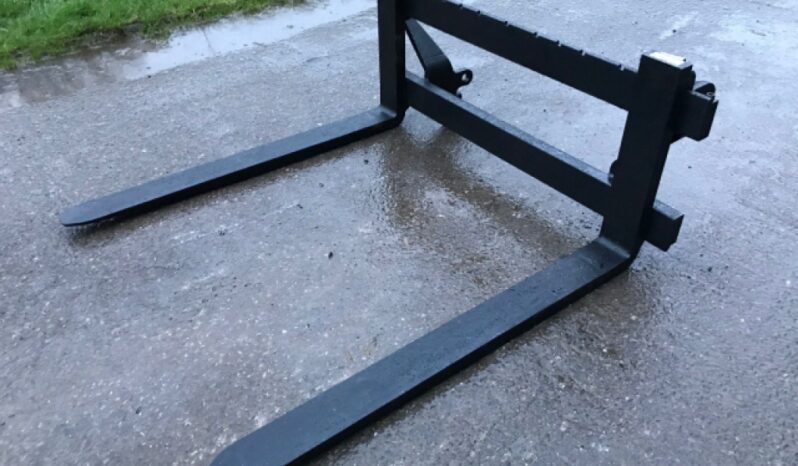 PALLET FORKS WITH EUROHOOK BRACKETS 650 + VAT full