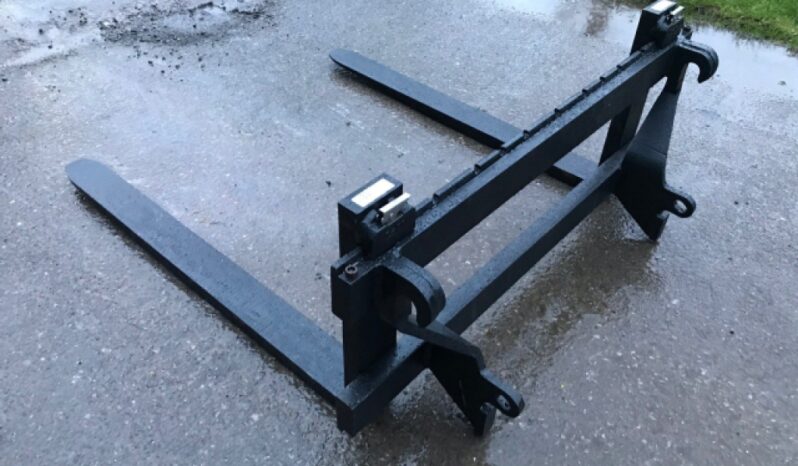 PALLET FORKS WITH EUROHOOK BRACKETS 650 + VAT full