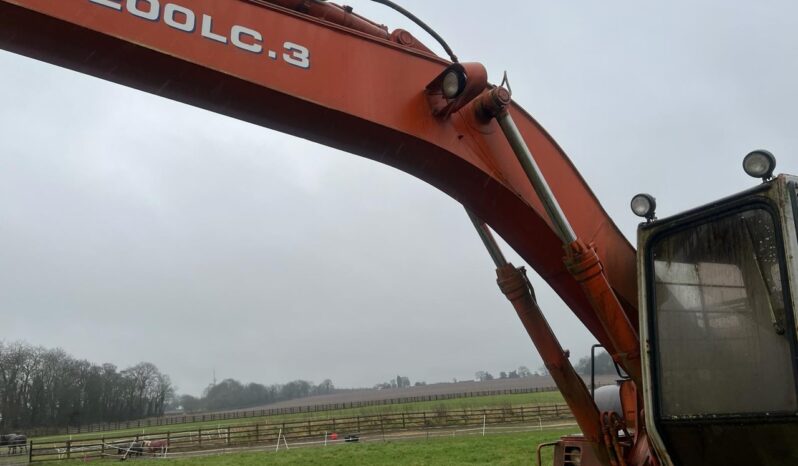 Hitachi FH200LC-3 Excavator  £7995 full