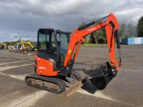 Kubota U27-4 Mini Digger full