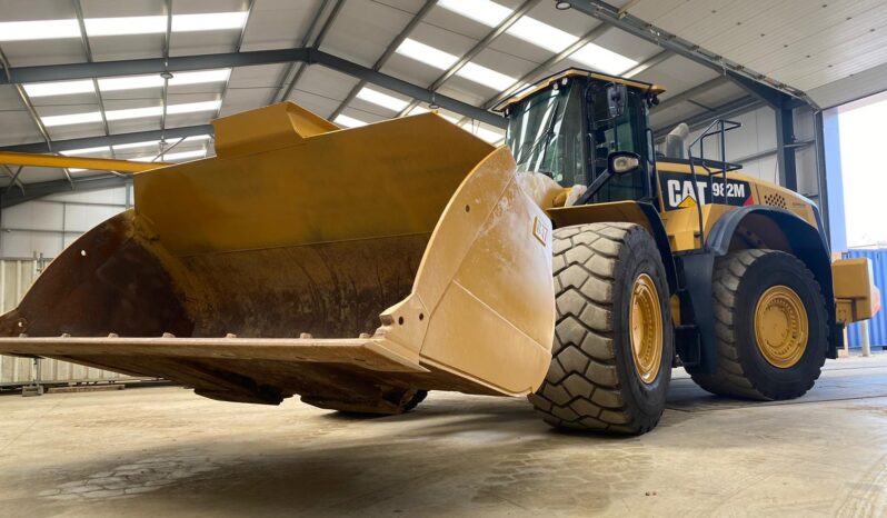 2016 Caterpillar 982M Wheel Loader, 2016, for sale & for hire full