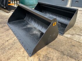 QUICKE GM220 + HEAVY DUTY BUCKET ON EURO BRACKETS 1,295 + VAT