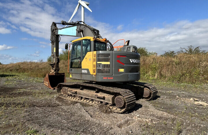 2016 Volvo ECR235EL full