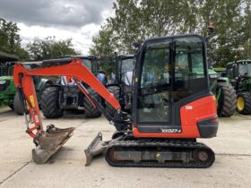 KUBOTA KX027-4