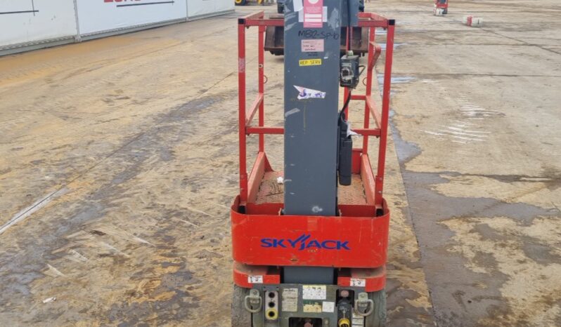 2014 SkyJack SJ12 Manlifts For Auction: Leeds – 23rd, 24th, 25th, 26th October @ 08:00am full