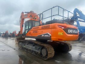 2022 Develon DX 380 LC  – 372 Hours